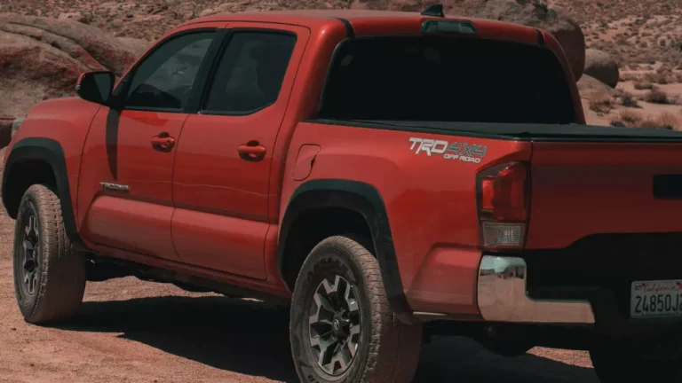best tonneau cover for toyota tacoma